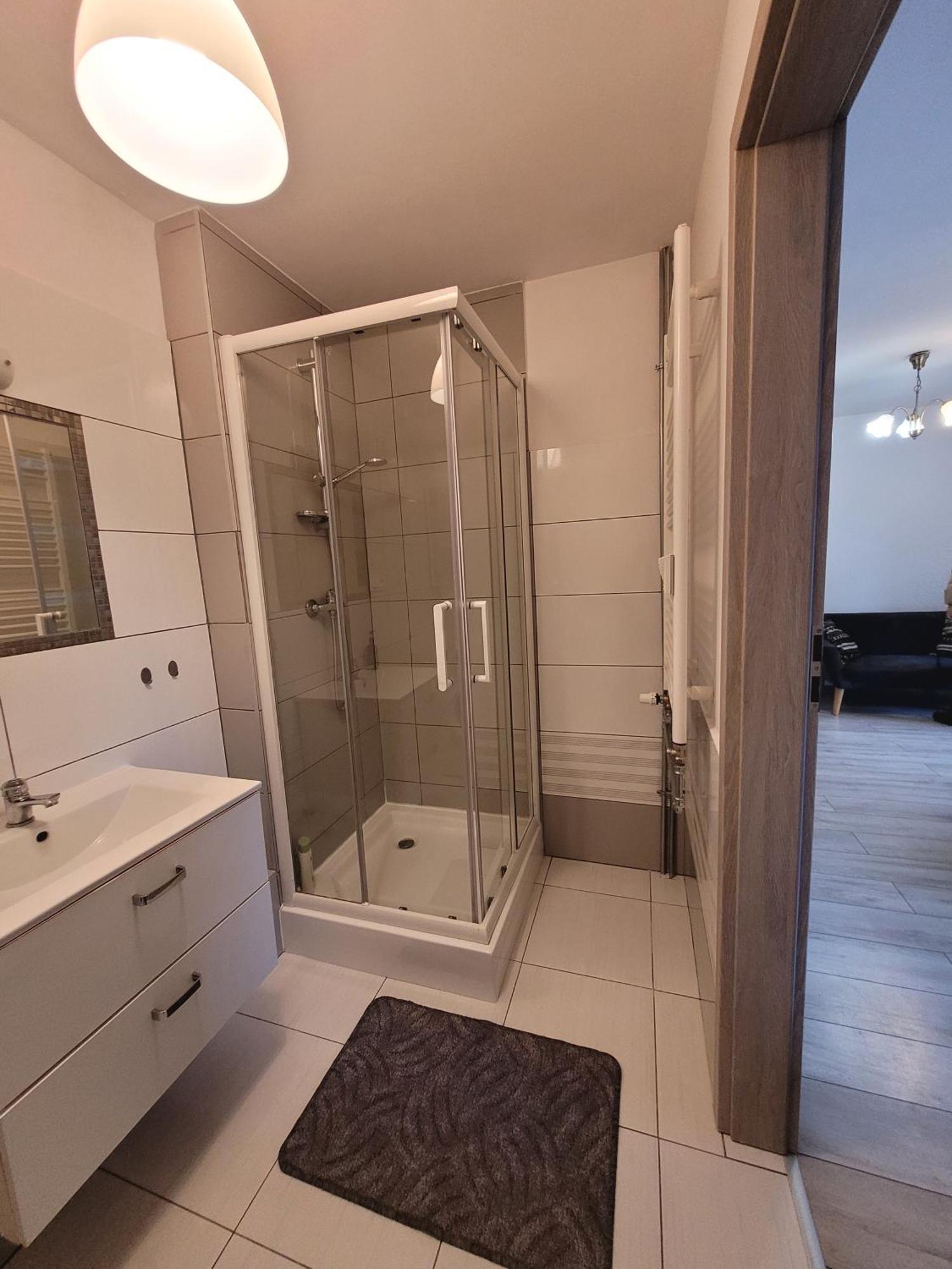Nad Jeziorem Apartment